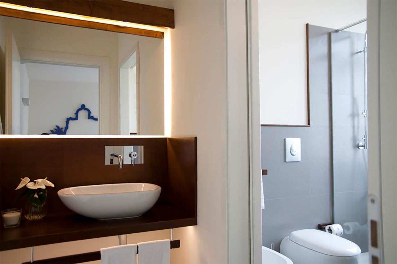 קליארי Foyer Rooms & Suites Affittacamere מראה חיצוני תמונה