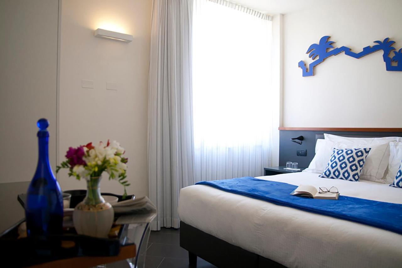 קליארי Foyer Rooms & Suites Affittacamere מראה חיצוני תמונה