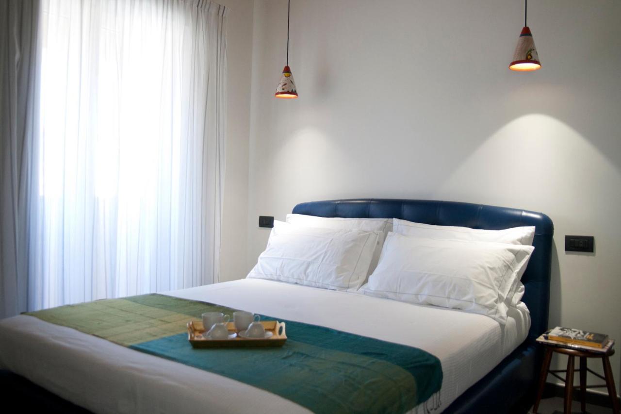קליארי Foyer Rooms & Suites Affittacamere מראה חיצוני תמונה