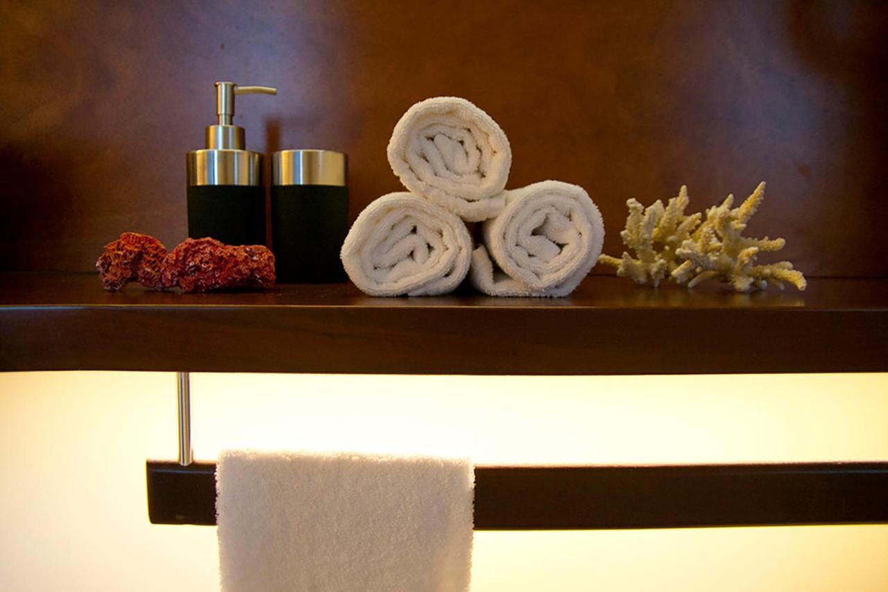קליארי Foyer Rooms & Suites Affittacamere מראה חיצוני תמונה